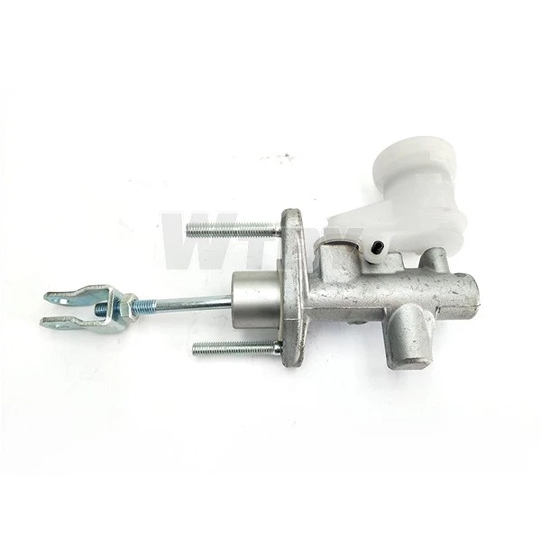 Clutch Master Cylinder MR995036 2345A050