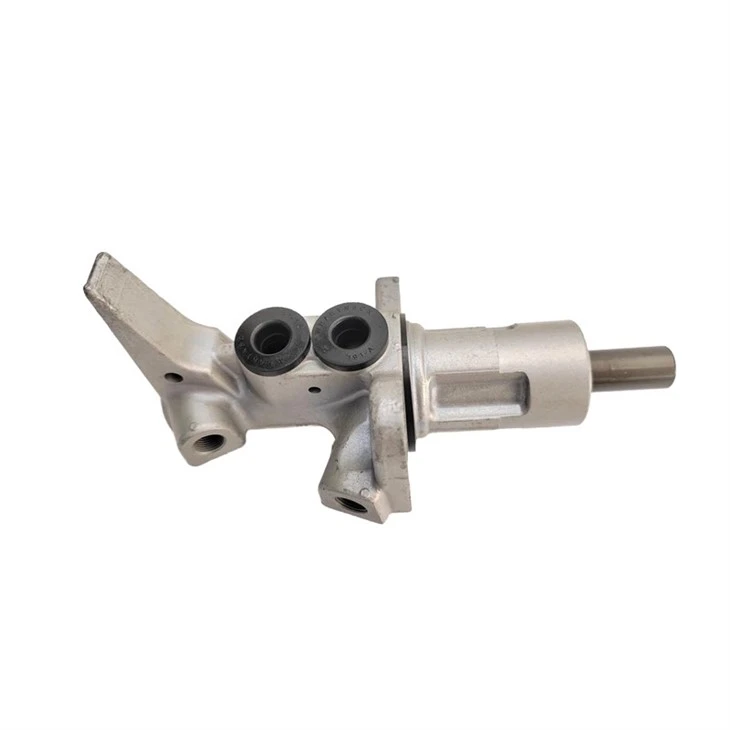 Brake Master Cylinder For AUDI A4 A5 A8 S4 S5 S8 Saloon 8K0611021B 8K0611021 4H0611021 M630836 MC391422 R135789 130.33132